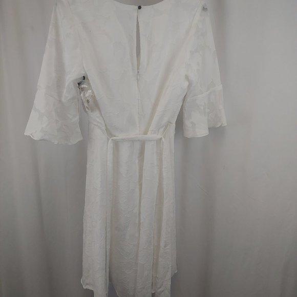 Kensie - Womens Bell Sleeve Burnout Wrap Dress - Picture 5 of 8
